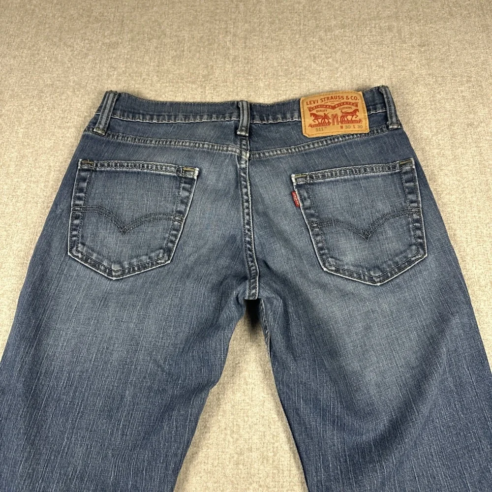 Levi's 511 Slim Fit Jeans Medium‎ Wash Blue 30x30 Denim Mens Modern Classic